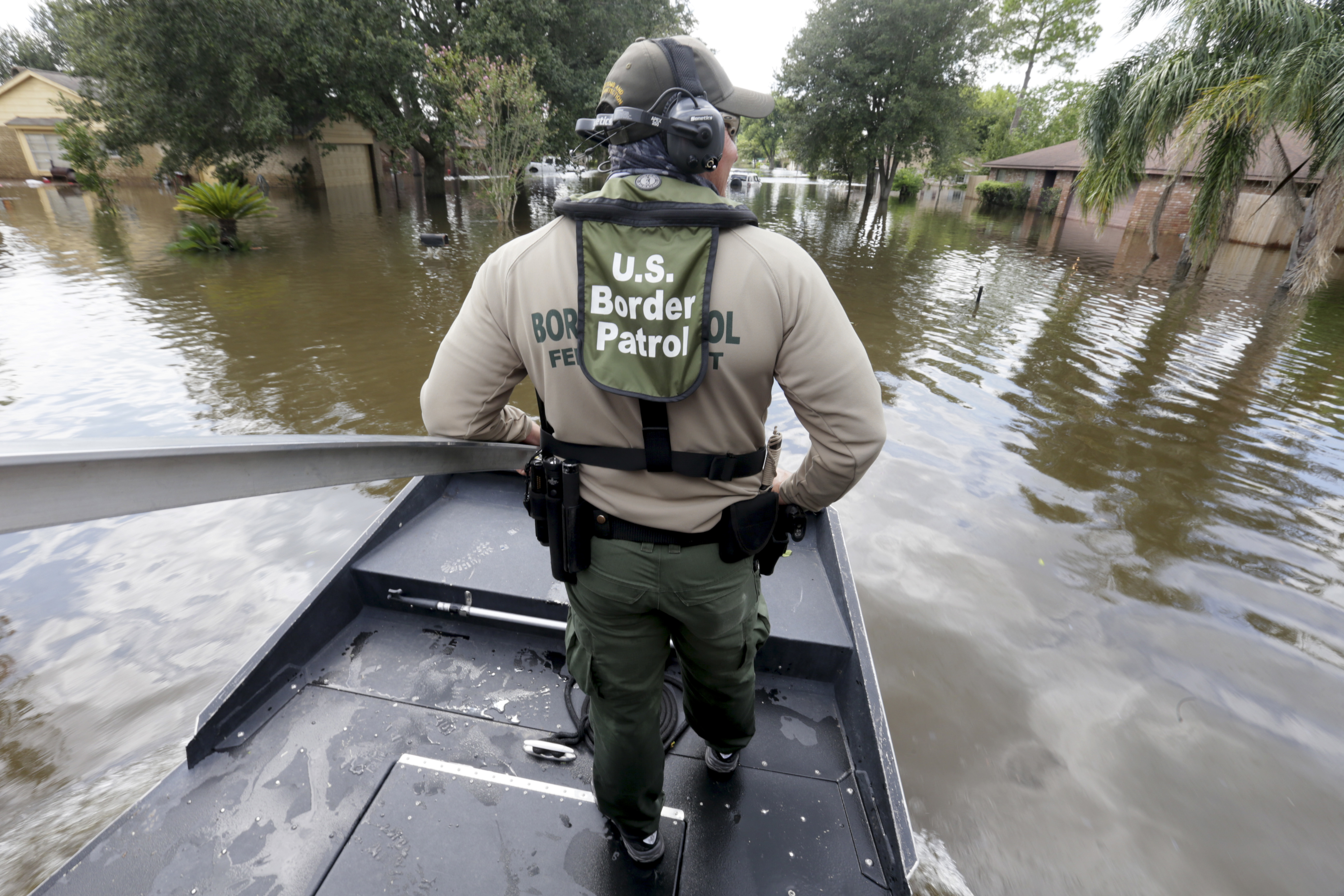 familia muere ahogada camioneta inundaciones texas