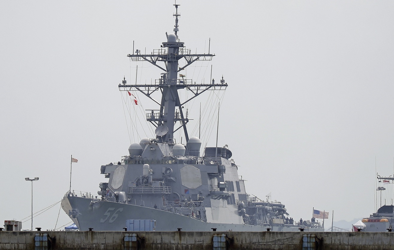 Marina de EU ordena pausa operacional tras colisión cerca de Singapur