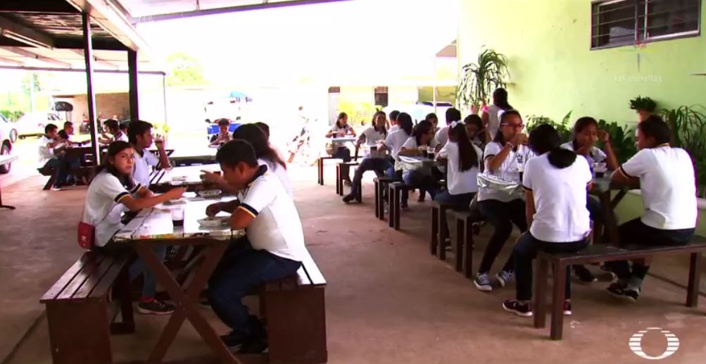 Escuela de Yucatán recibe 15 computadoras tras ganar concurso de Educacción