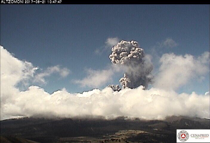Exhalación del volcán Popocatépetl el 21 de agosto