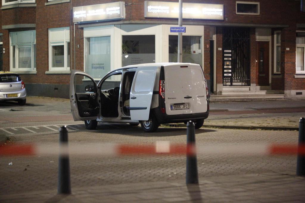 Detienen Roterdam espanol que trasportaba bombas