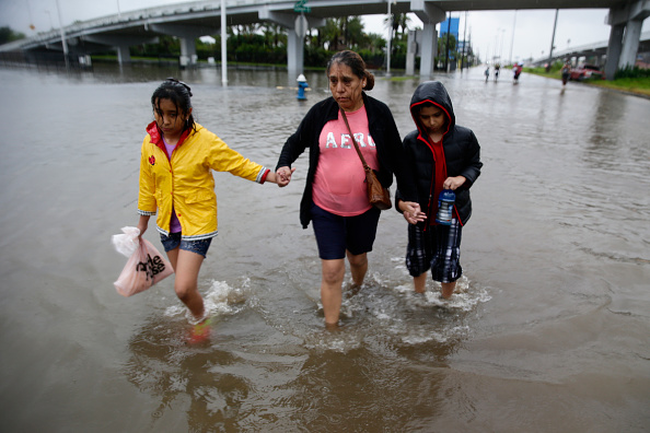 ‘Harvey’ provoca inundaciones ‘catastróficas’ en Houston, Texas