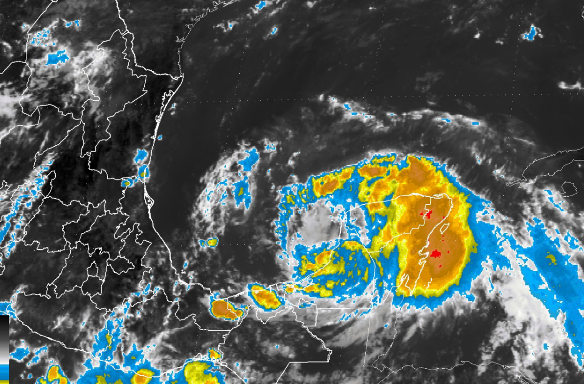 Imagen satelital de la trayectoria de la tormenta tropical Franklin