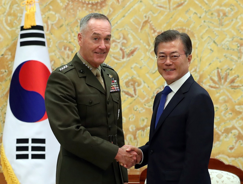 Jefe militar dice que EU usará la fuerza si falla la diplomacia con Corea del Norte