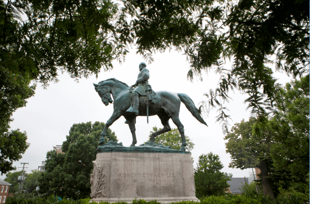 La estatua del general confederado Robert. E. Lee
