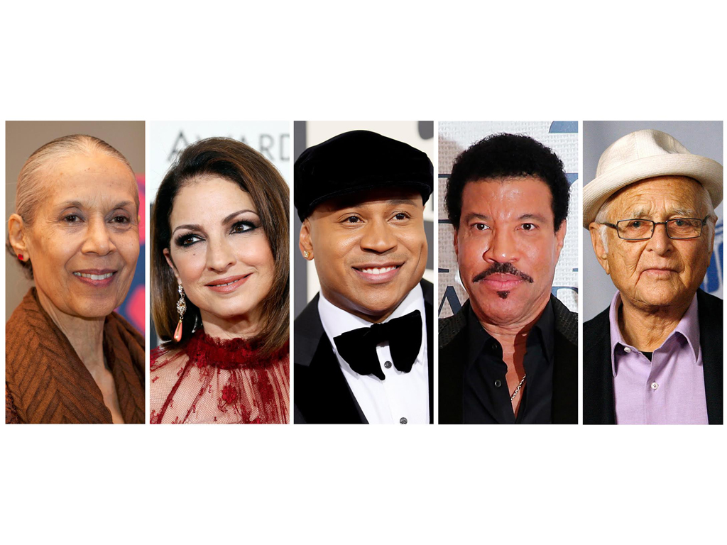 Lionel Richie y Gloria Estefan recibirán premio del Centro Kennedy. (Reuters)