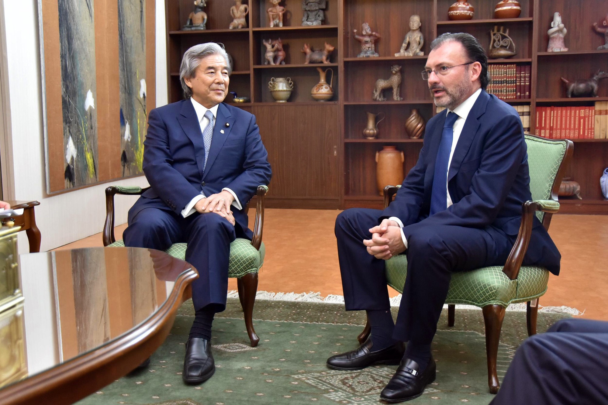 Luis Videgaray en reunión con Hirofumi Nakasone