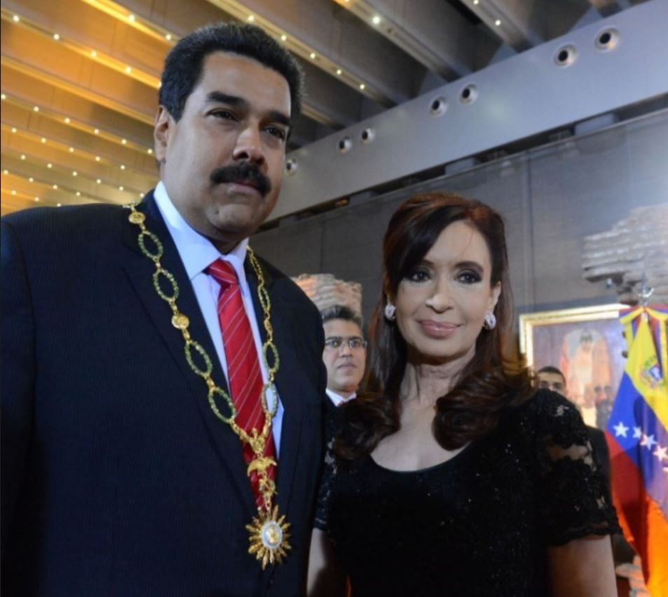 Argentina retira a Maduro una condecoración otorgada por Cristina Fernández