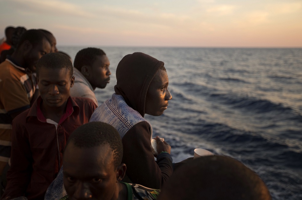 Italia propone campos de refugiados en Libia para frenar inmigración a Europa