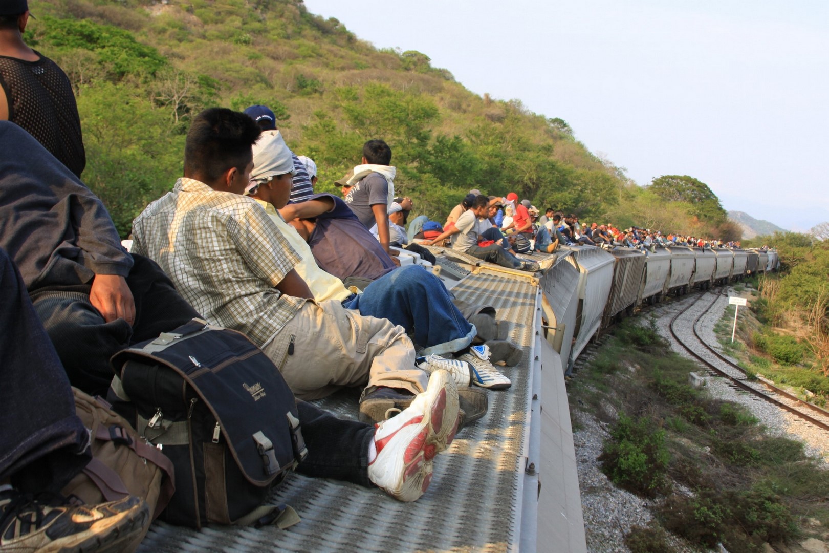México asesora a sus migrantes en EU contra abusos laborales