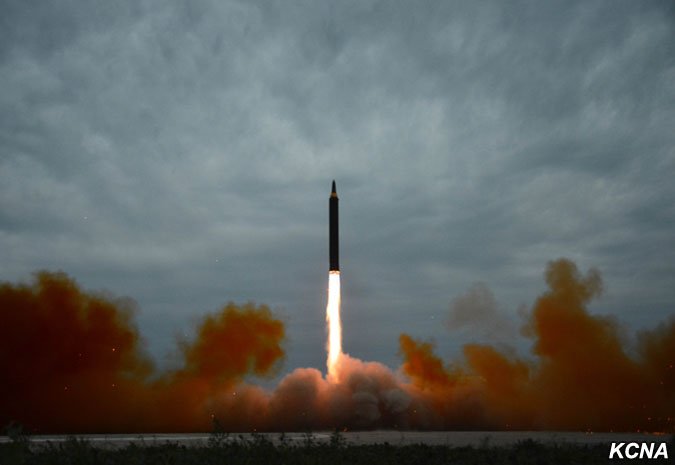 Consejo seguridad ONU condena lanzamiento misil norcoreano