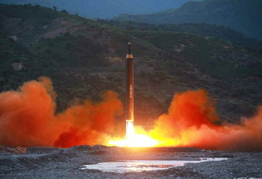 Japon confirma que misil norcoreano paso su territorio