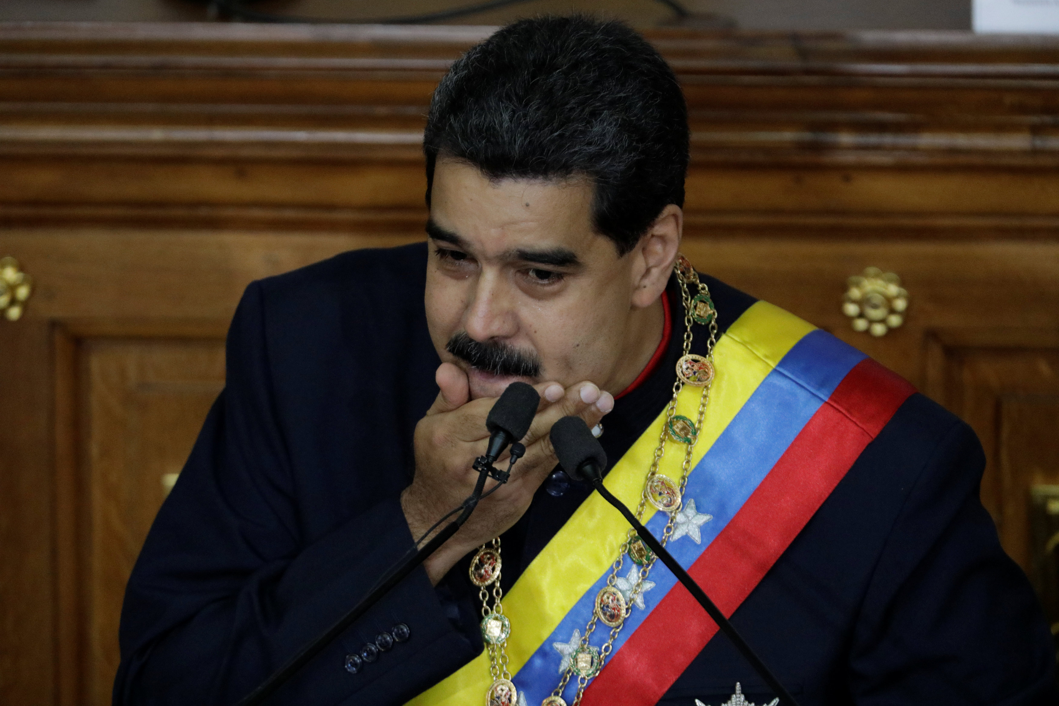 Gobierno Venezuela expulsa encargado negocios Peru