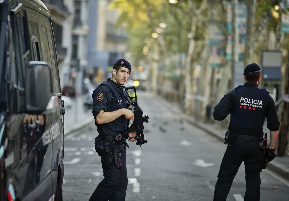 detienen tercer sospechoso atentados barcelona cambrils