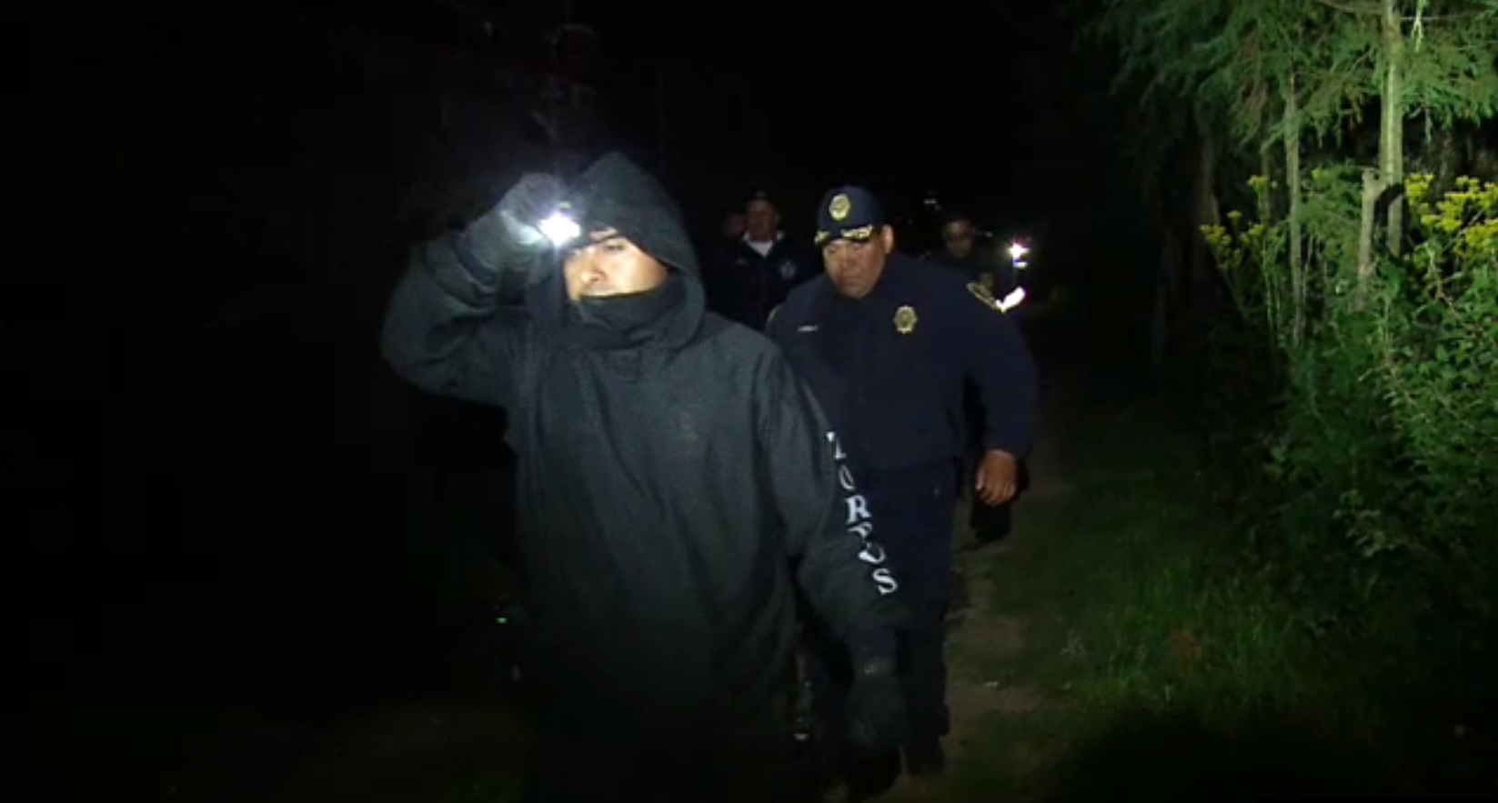Autoridades de la CDMX rescatan a 10 jóvenes en el Ajusco
