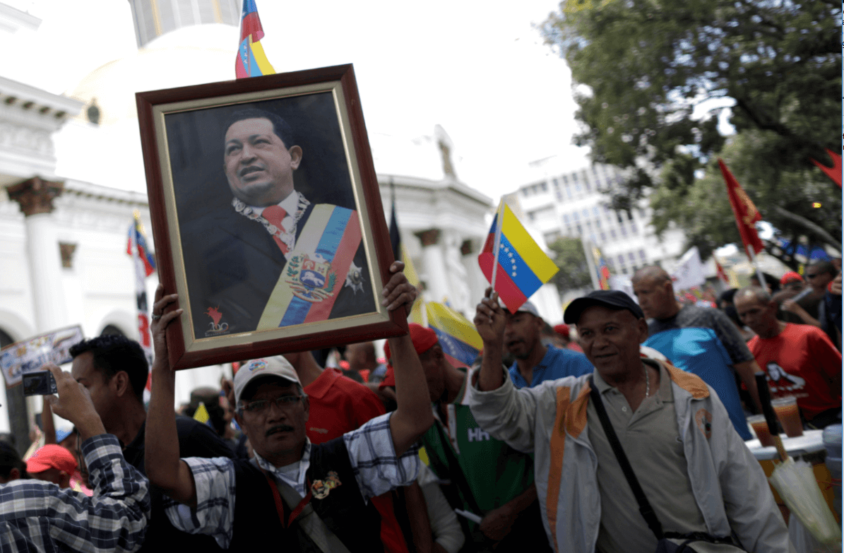 Simpatizantes de Maduro apoyan a la Constituyente