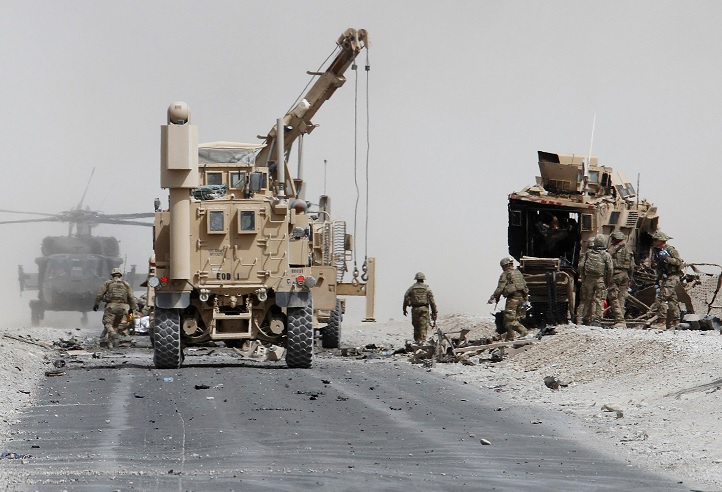 tropas blindado otan ataque kandahar afganistan