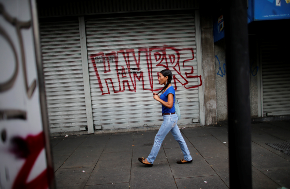 Venezolanos pasan hambre y les faltan medicinas
