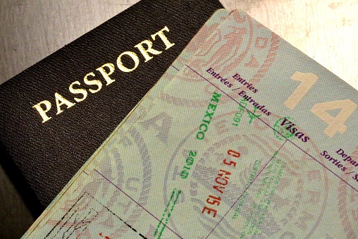 Estados Unidos reduce servicio para otorgar visas en Rusia