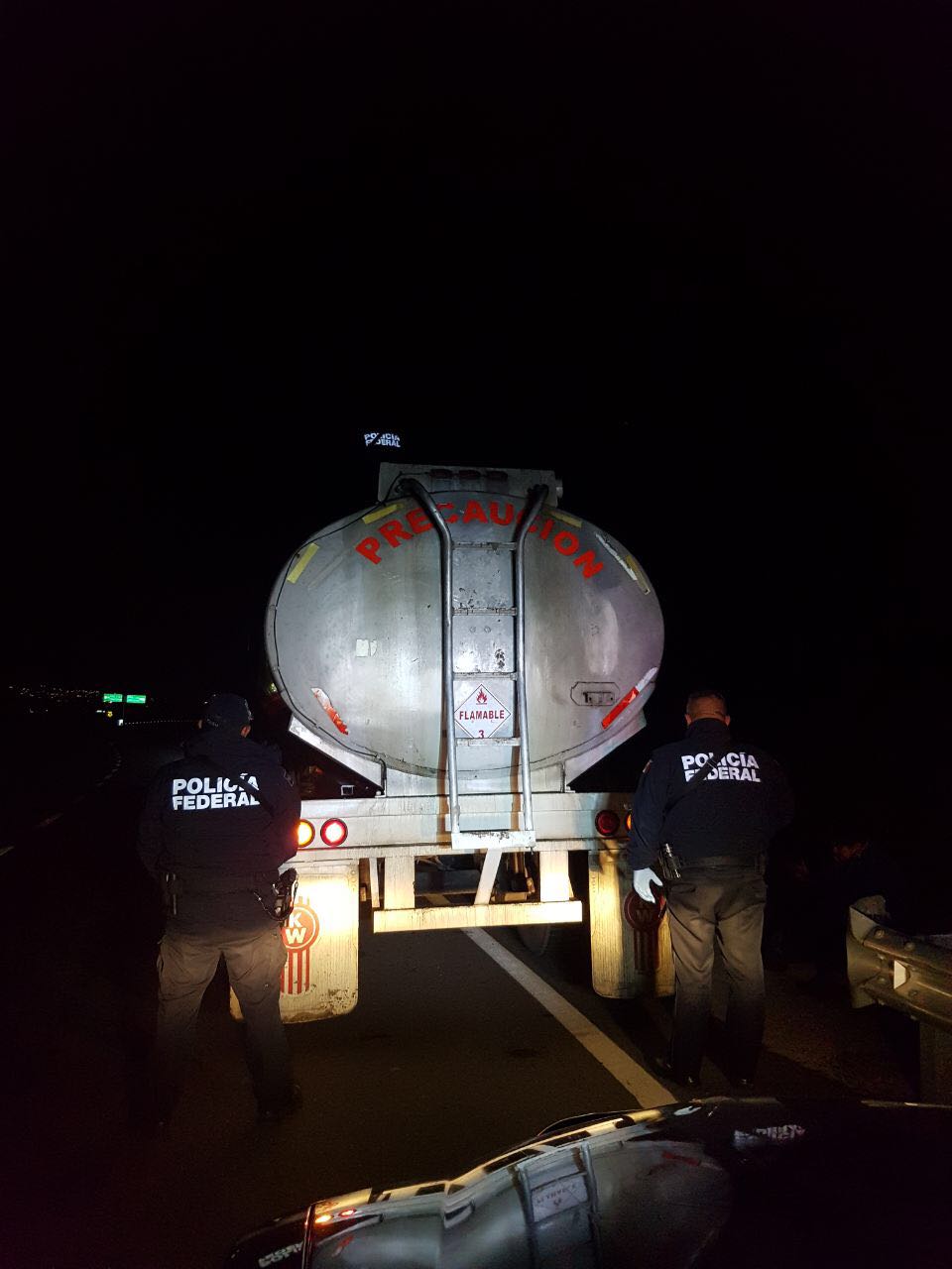 policia tlaxcala diesel tanque carretera libramiento