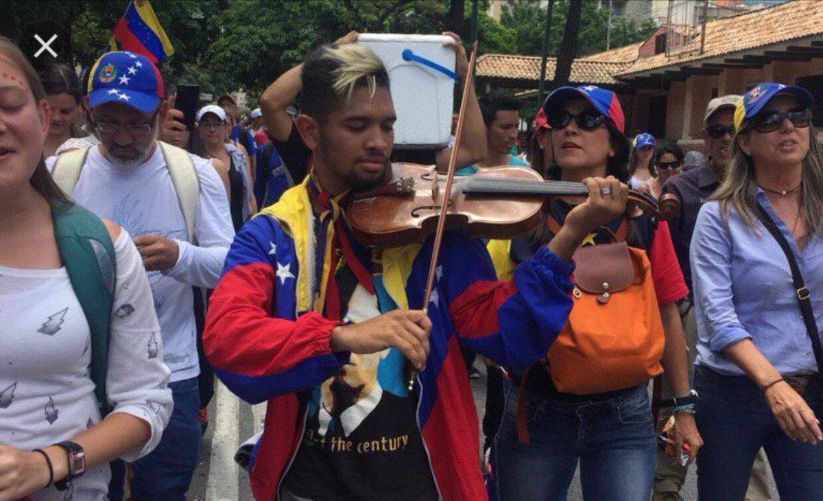 Liberan Wuilly Arteaga violinista protestas Venezuela