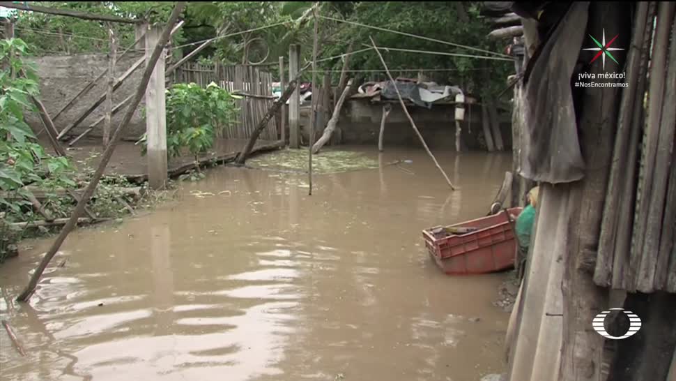 ‘Max’ ya provoca inundaciones en Guerrero