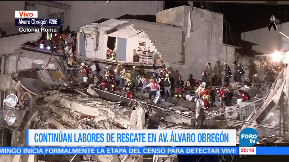 Roberta Jacobson visita sismo en avenida Álvaro Obregón