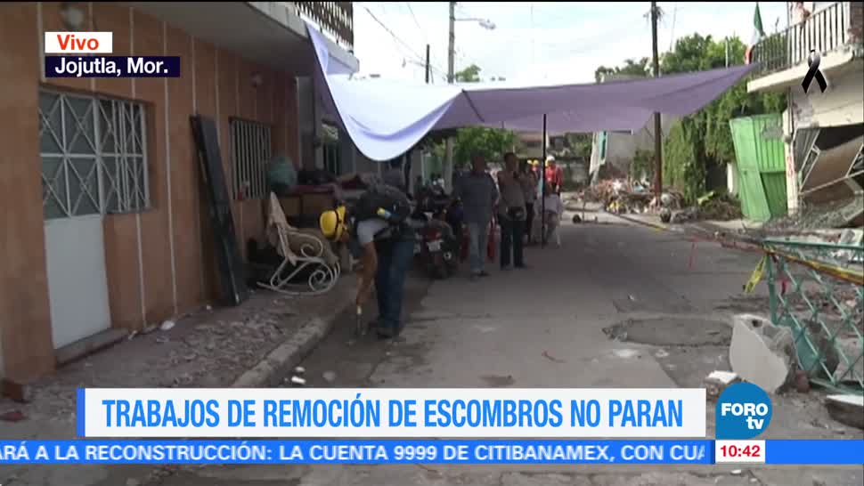 Soldados levantan escombros en Jojutla, Morelos