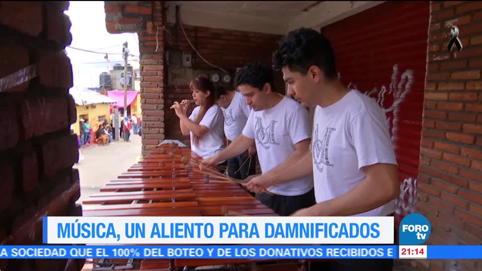 Música, un aliento para damnificados por el sismo en Santa Rosa Xochiac