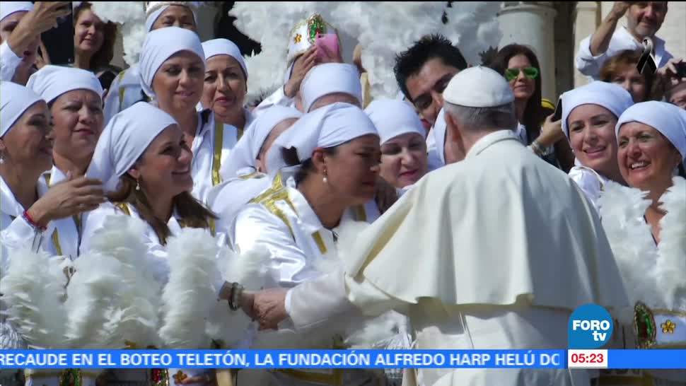 Papa Francisco reza por afectados por el sismo de México