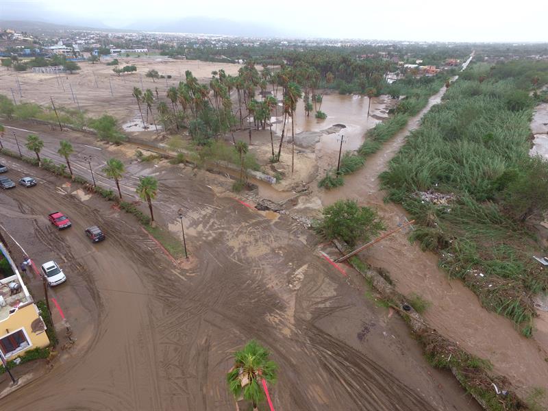 Suman cuatro muertos por paso de tormenta ‘Lidia’ en Baja California Sur