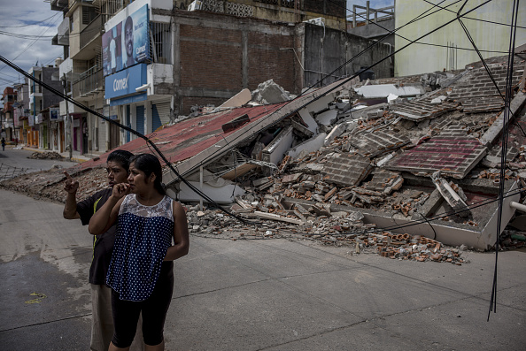 Donald Trump ofrece condolencias a EPN por el sismo en México