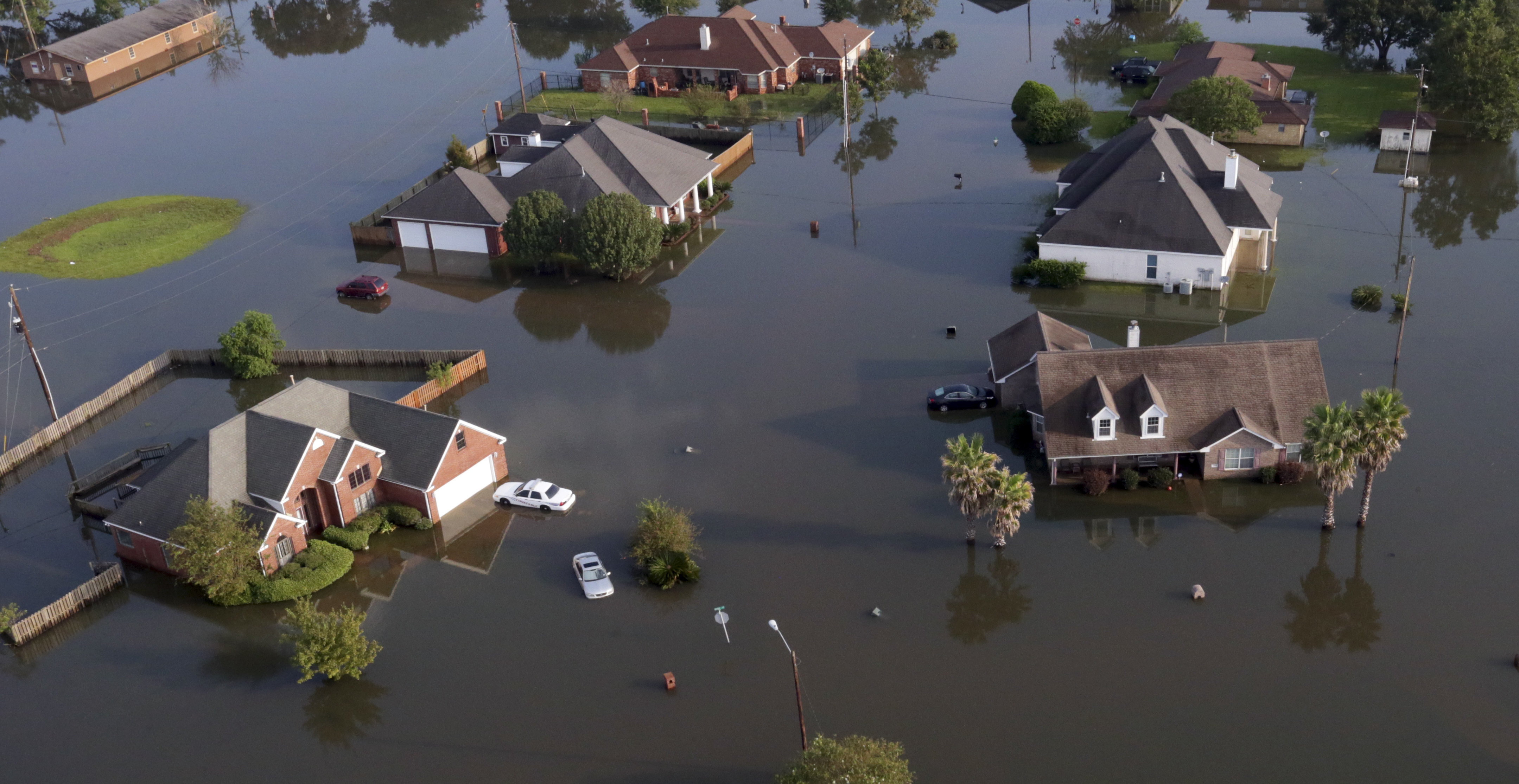 A una semana de llegada de ‘Harvey’, ciudades en Texas siguen inundadas