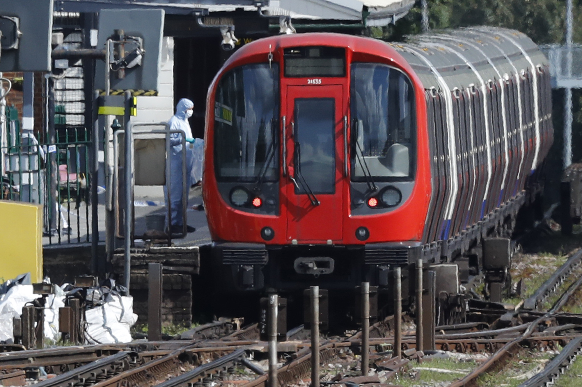 Estado Islámico asume autoría de atentado en metro de Londres