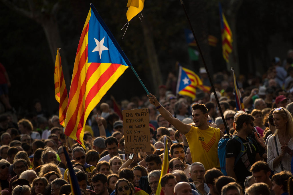 Assange y Snowden tuiteros más influyentes referéndum catalán