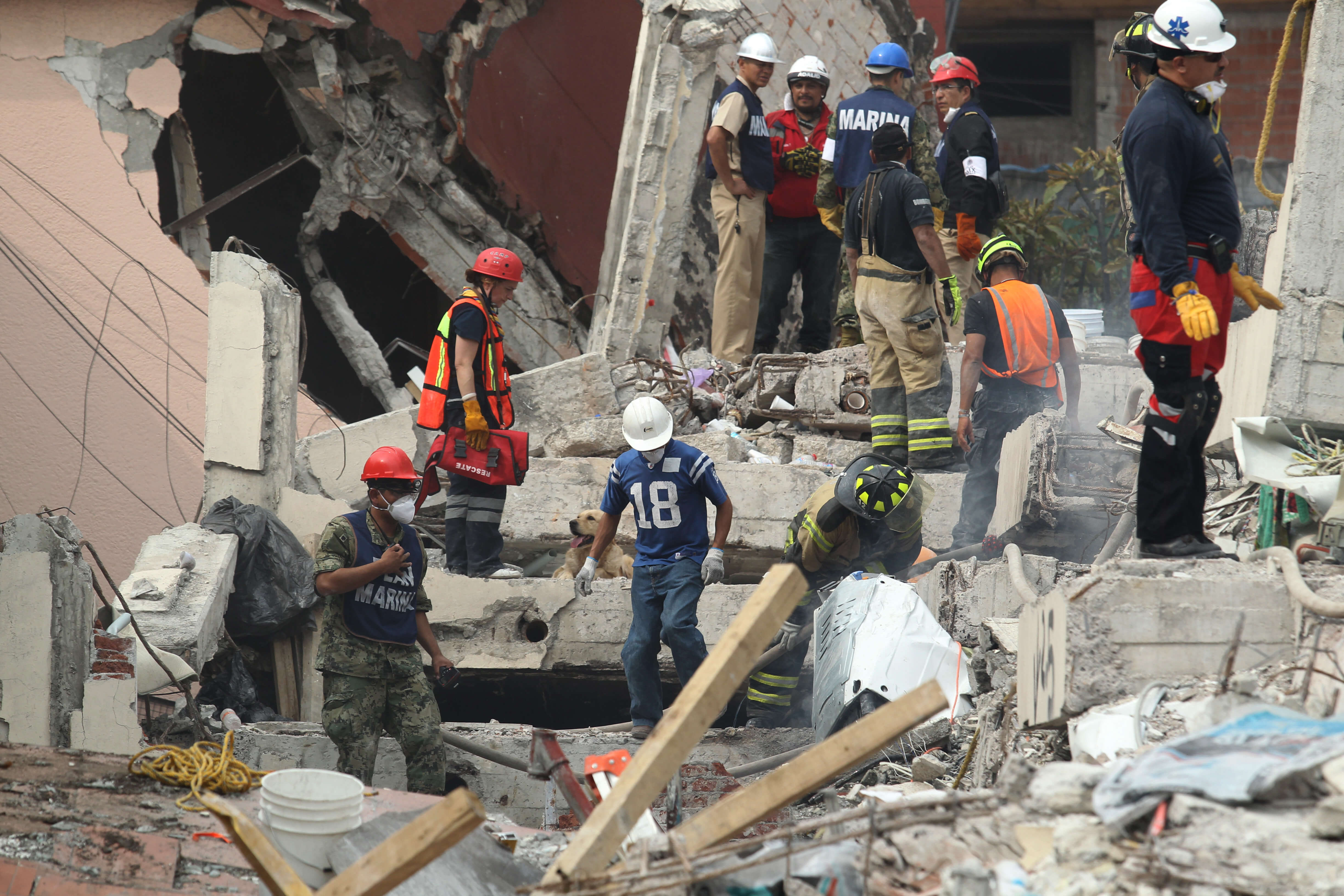 Hay 295 muertos por el terremoto del 19S en México N+