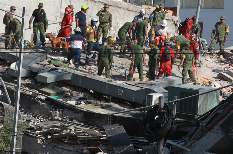 Personas muertas por sismo CDMX México