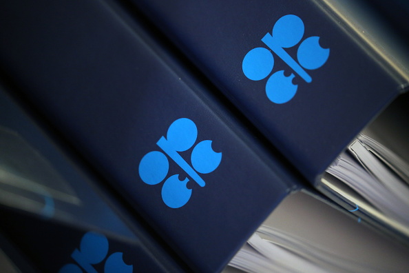Caen los precios del petroleo antes de reunión de la OPEP
