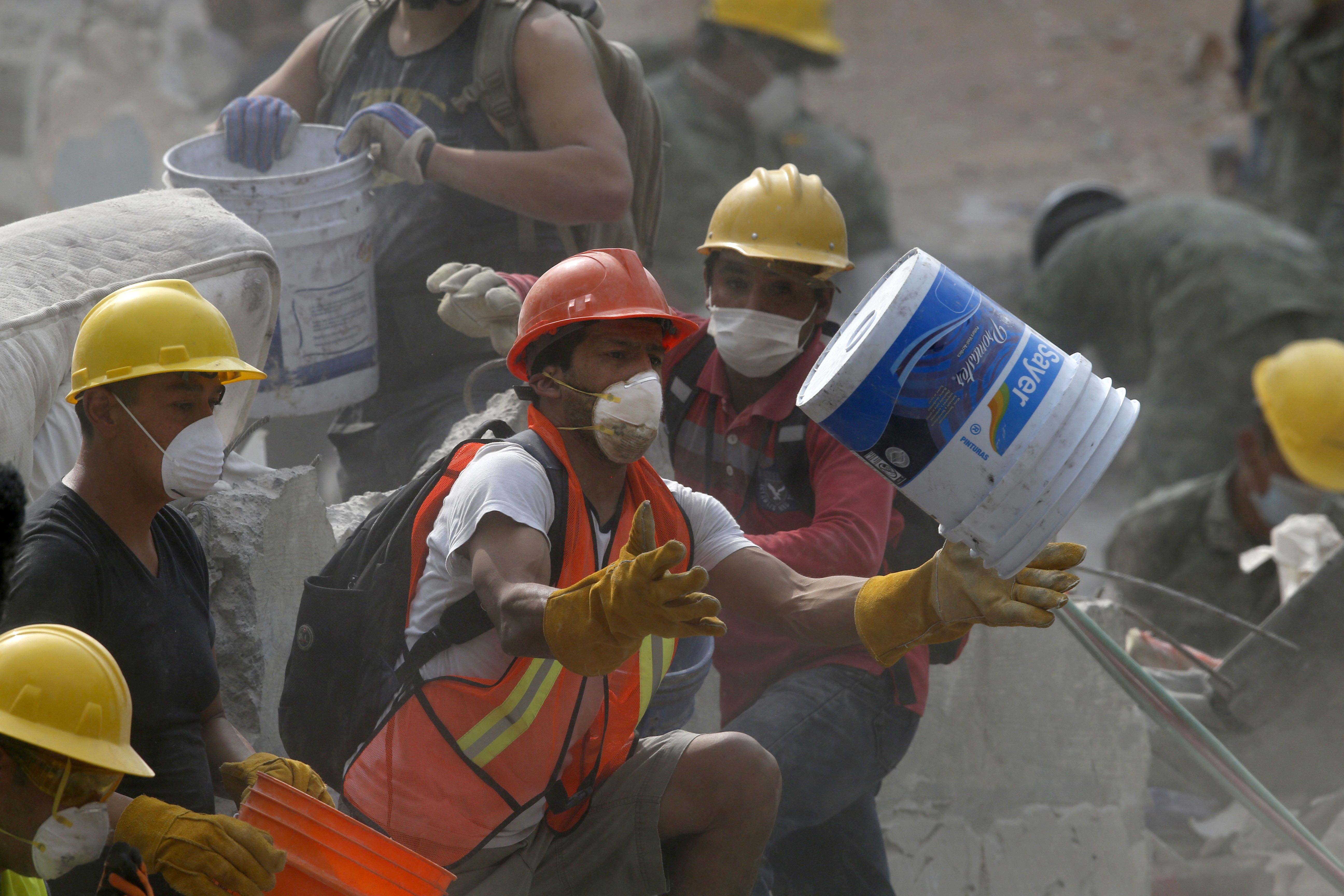 China ofrece apoyo para rescate y reconstrucción en México