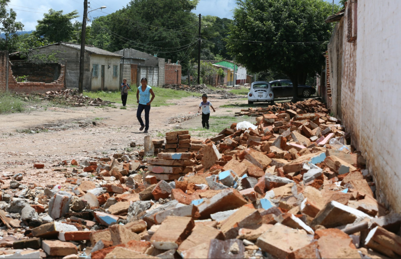 EPN recorre zona afectada sismo Chiapas
