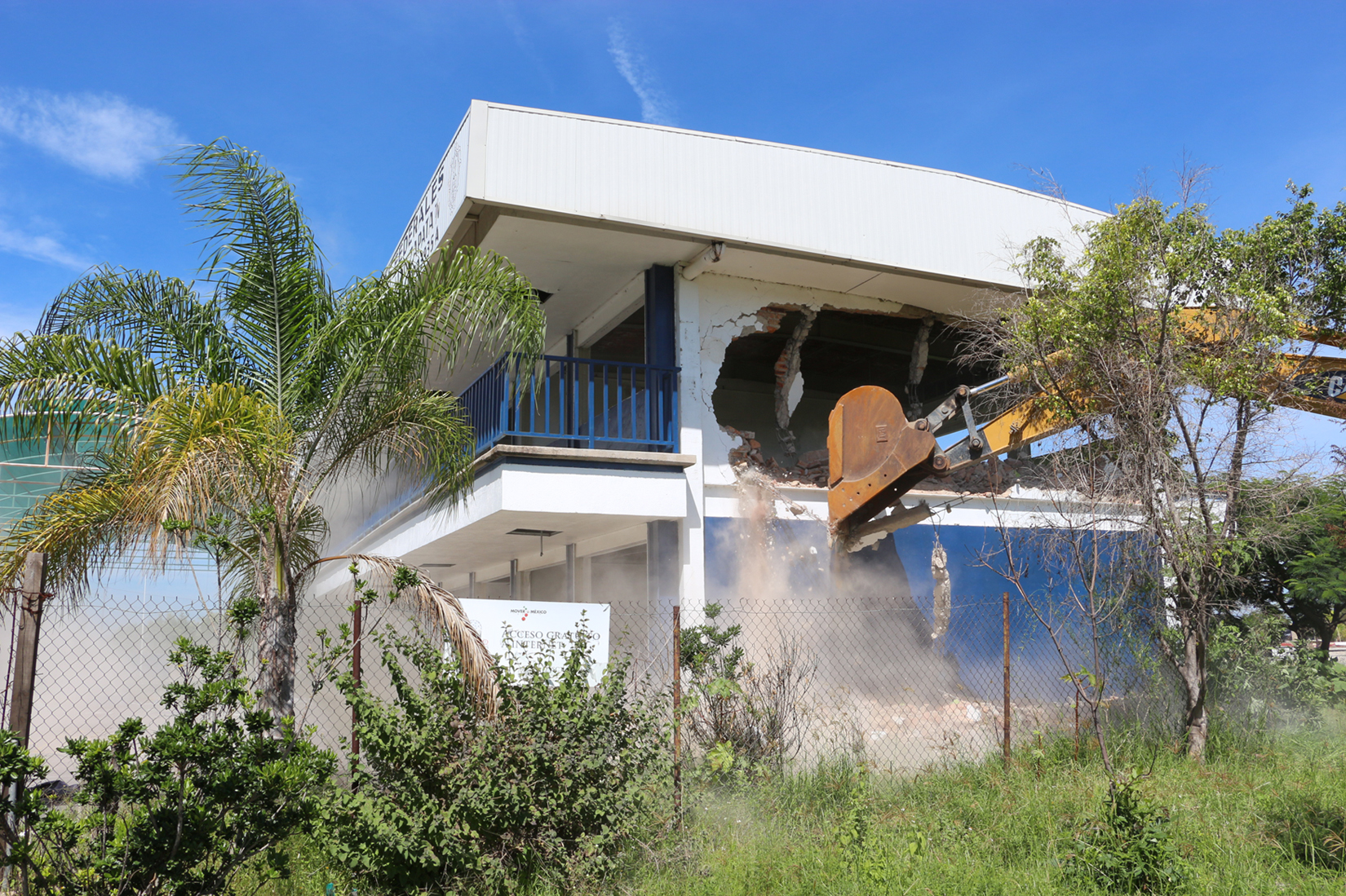 Demolerán escuela por riesgo de hundimiento tras sismo en Tlajomulco
