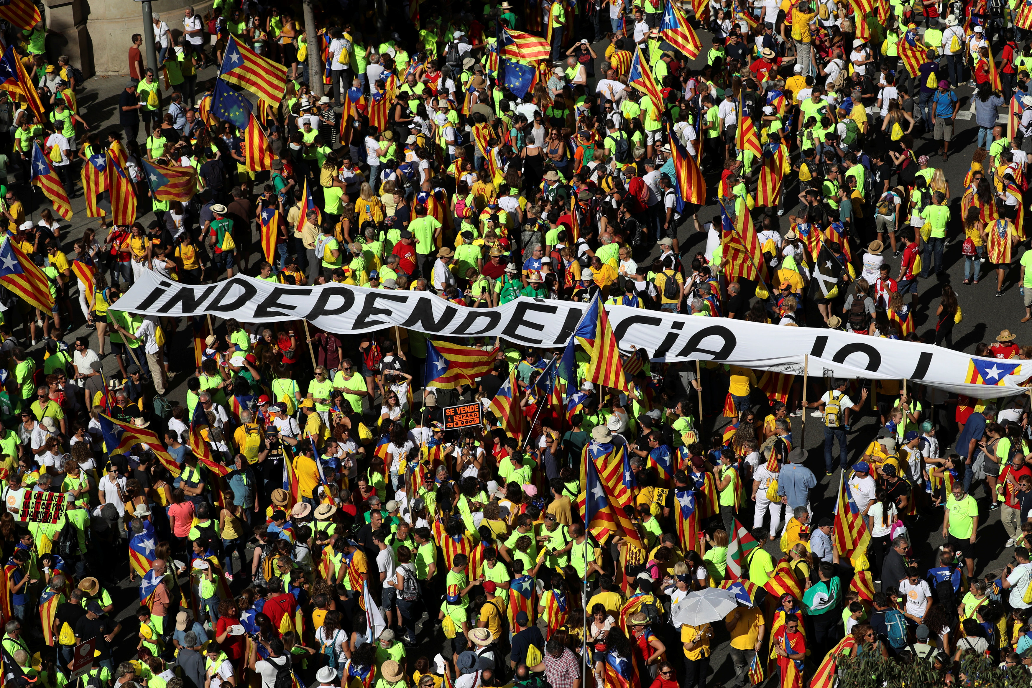 Miles celebran Día Cataluña y claman su independencia