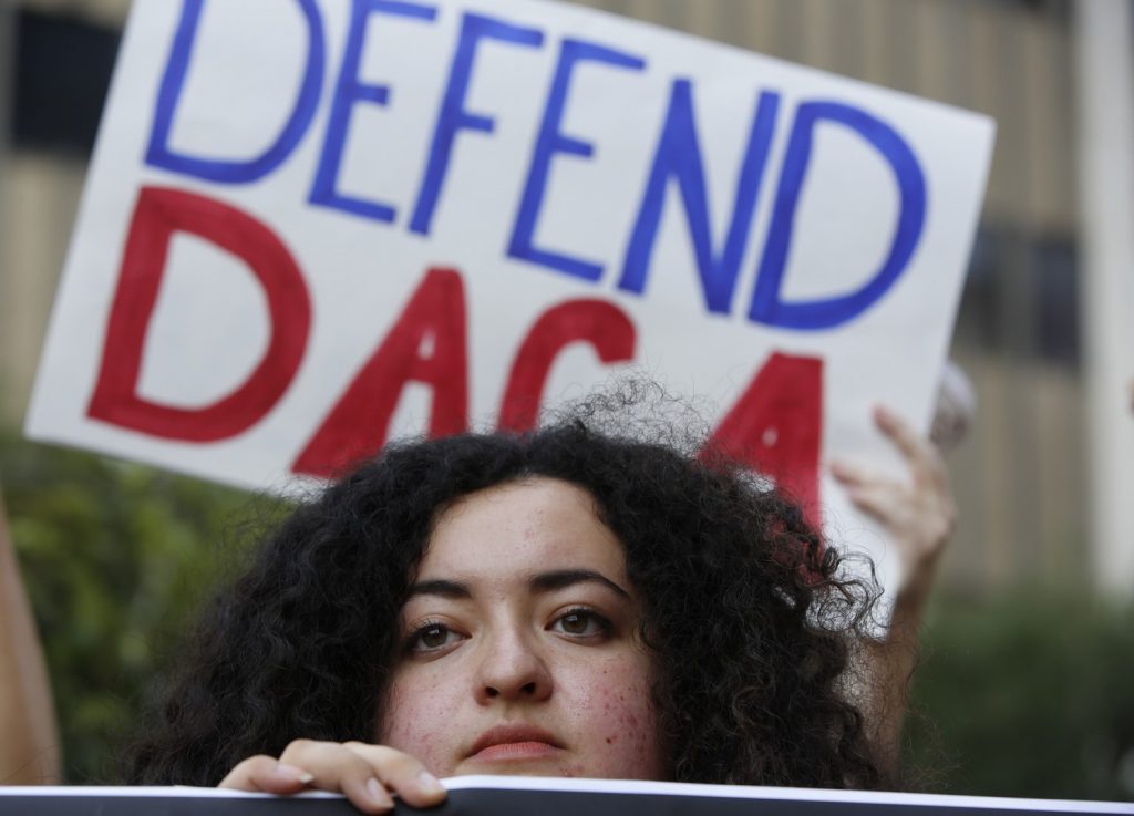 Dreamers esperan la decisión de Trump sobre el programa DACA