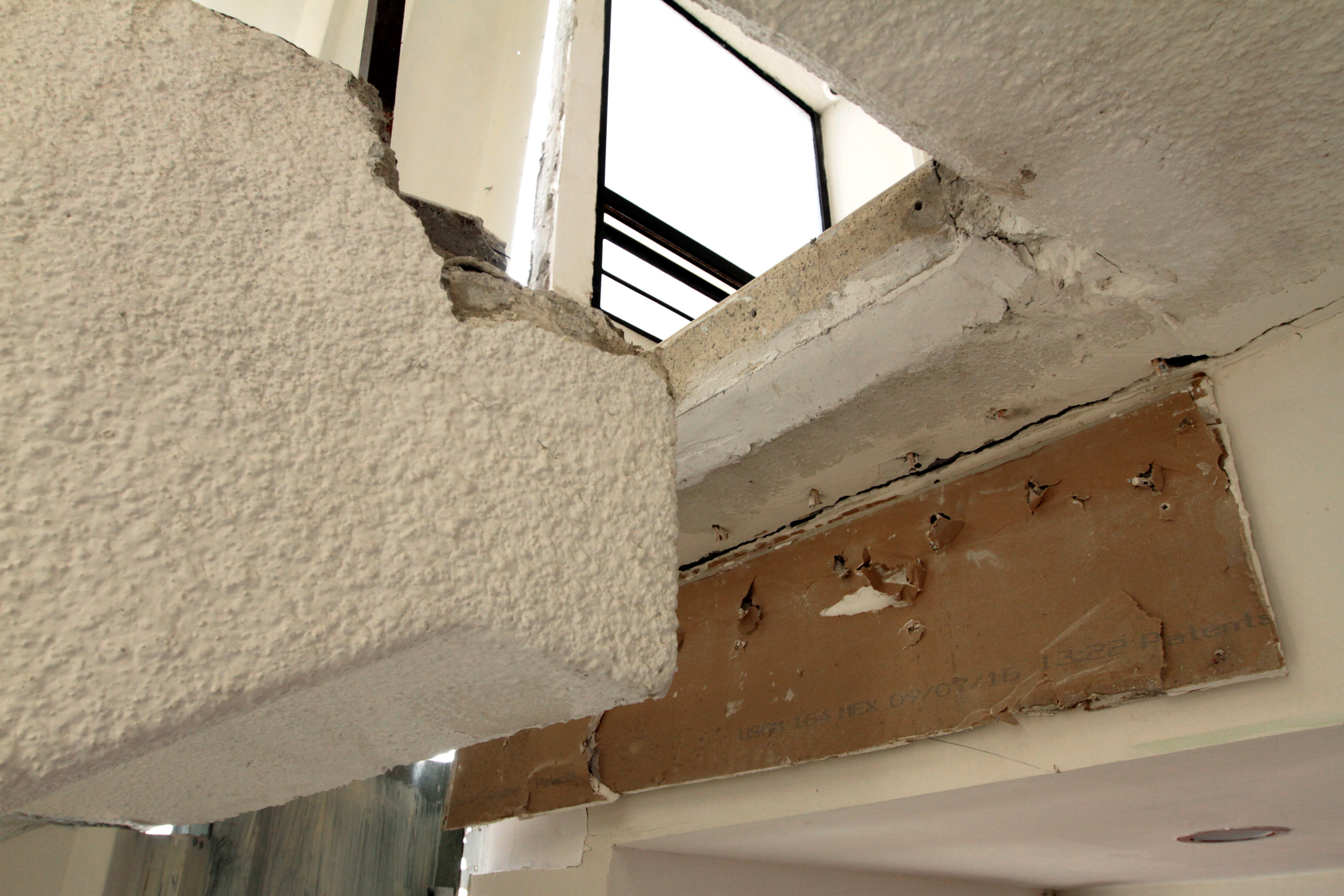 sismo deja daños estructurales edificio doctores