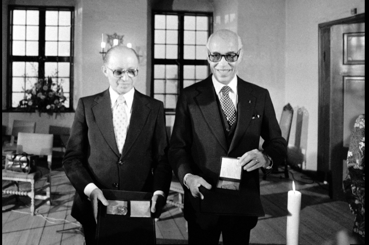El israelí Menachem Begin y el egipcio Anwar Sadat