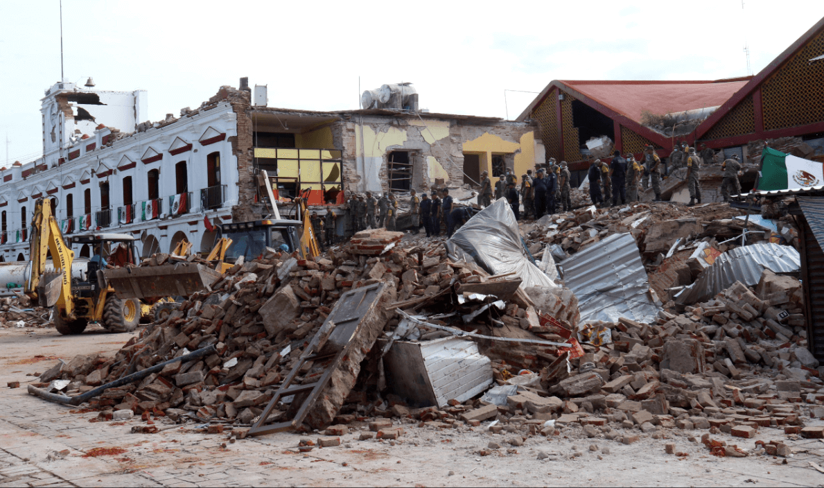 El terremoto ocasionó danos al palacio municipal de Juchitán, Oaxaca
