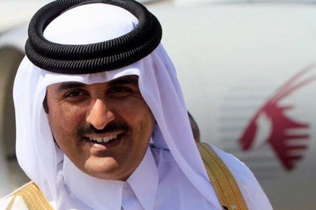 Emir Catar llama al príncipe saudí para poner fin a crisis diplomática