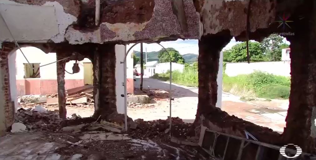 En Chiapas empieza la demolición de viviendas afectadas tras sismo