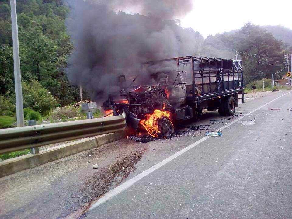 Enfrentamiento entre indígenas y policías deja 10 heridos Chiapas
