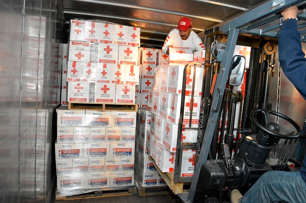 Envía Cruz Roja Mexicana 26 toneladas de ayuda humanitaria a BCS
